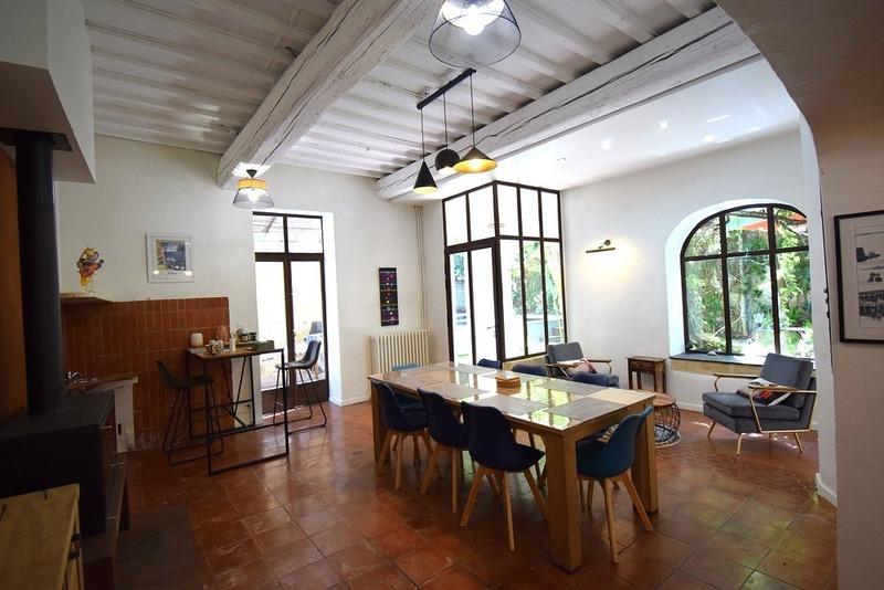 Maison de ville - 360 m² - 10 pièces