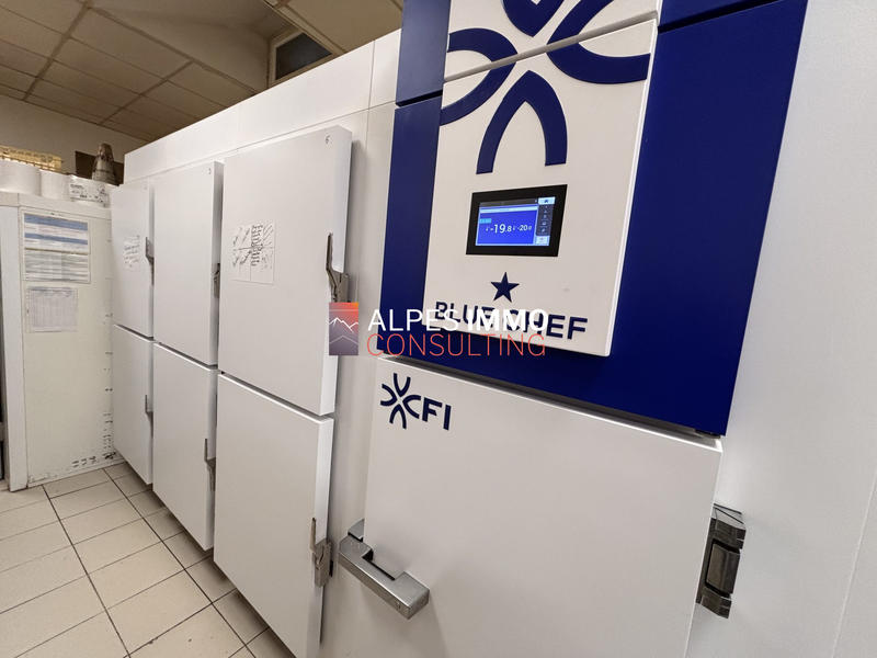 Fonds de commerce - 455 m²