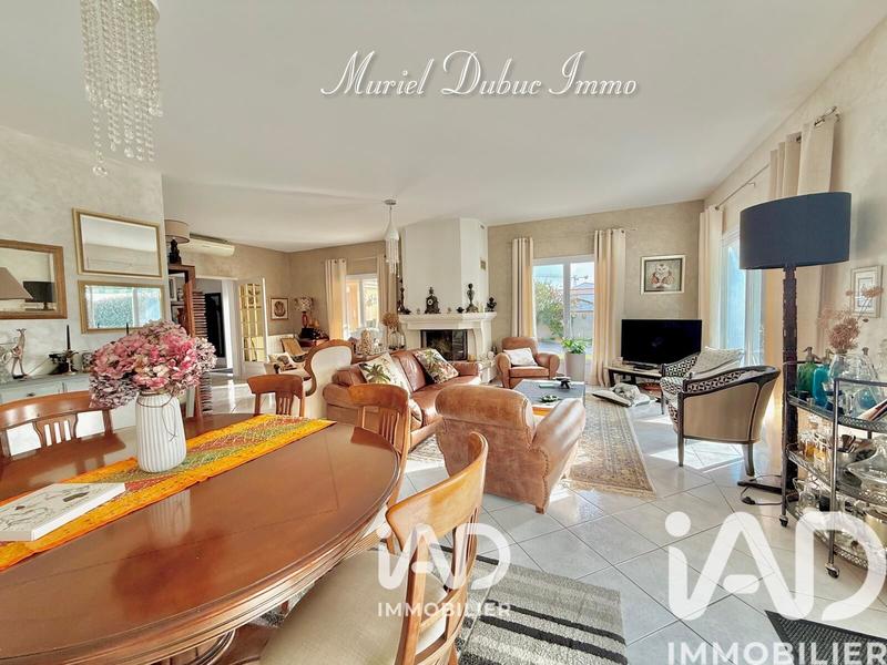 Maison - 185 m² - 5 pièces