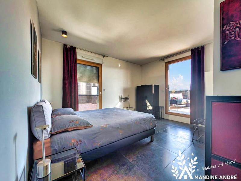 Appartement - 80 m² - 3 pièces