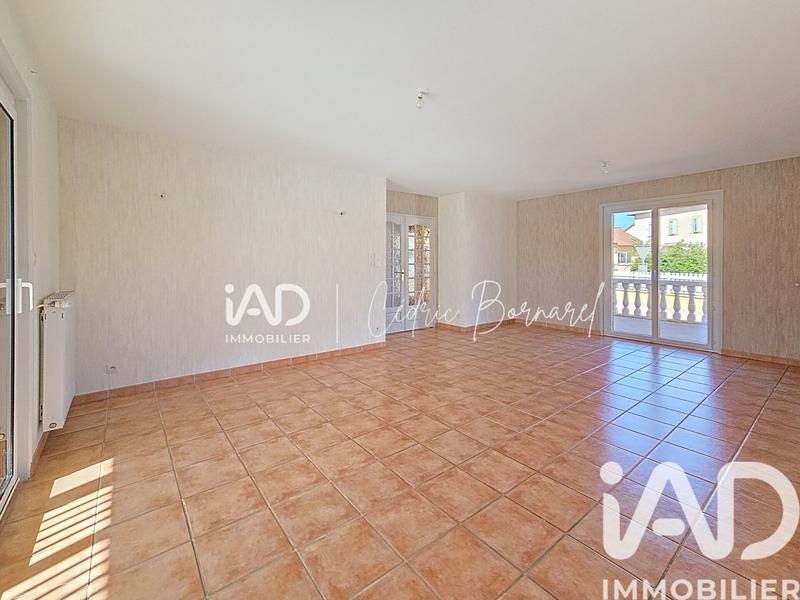 Maison - 182 m² - 7 pièces