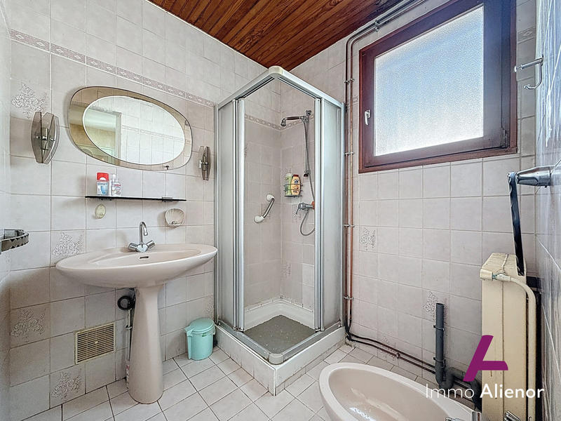 Maison - 123 m² - 6 pièces