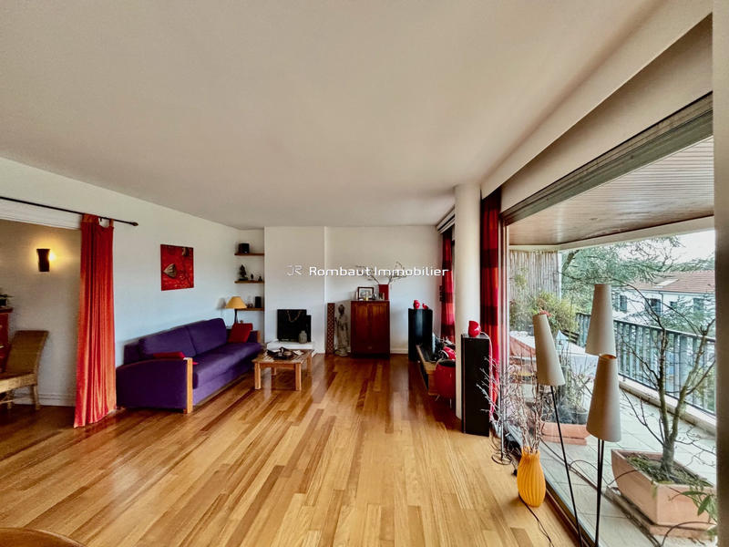 Appartement - 142 m² - 6 pièces