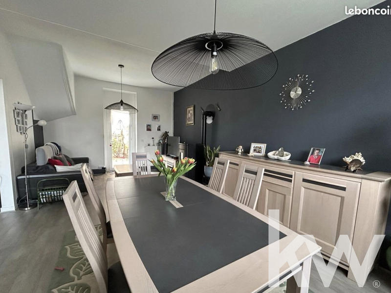 Maison - 170 m² - 10 pièces