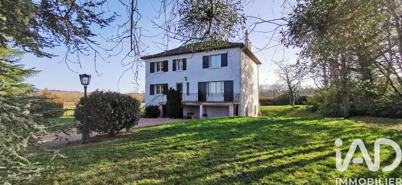 Maison - 364 m² - 6 pièces