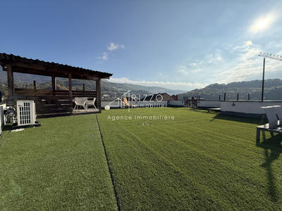 Appartement - 150 m² - 5 pièces