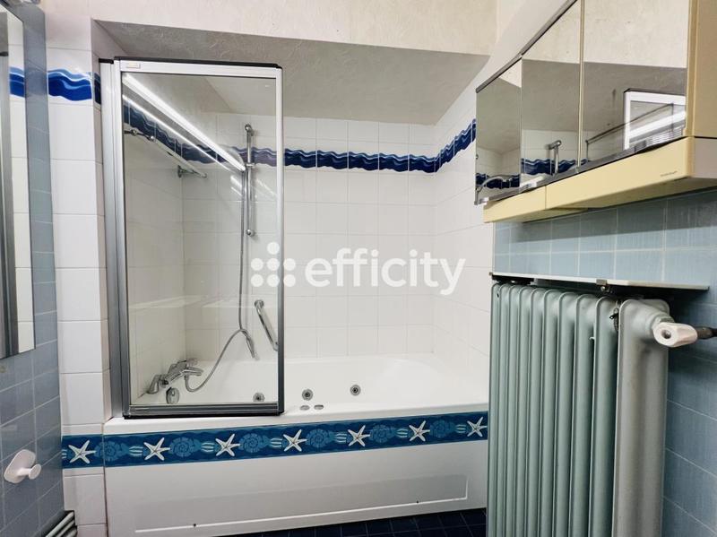 Appartement - 105 m² - 5 pièces