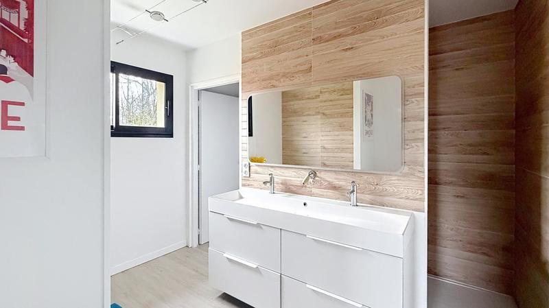 Maison - 144 m² - 5 pièces