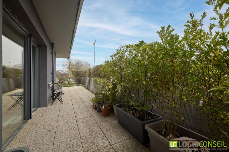 Appartement - 99 m² - 5 pièces