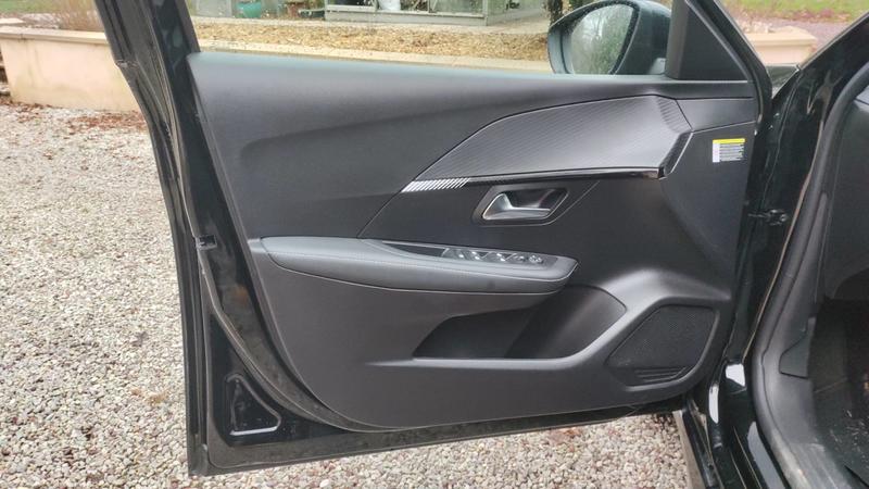 Peugeot E-208 136 100 kWh E-Style - Garantie constructeur