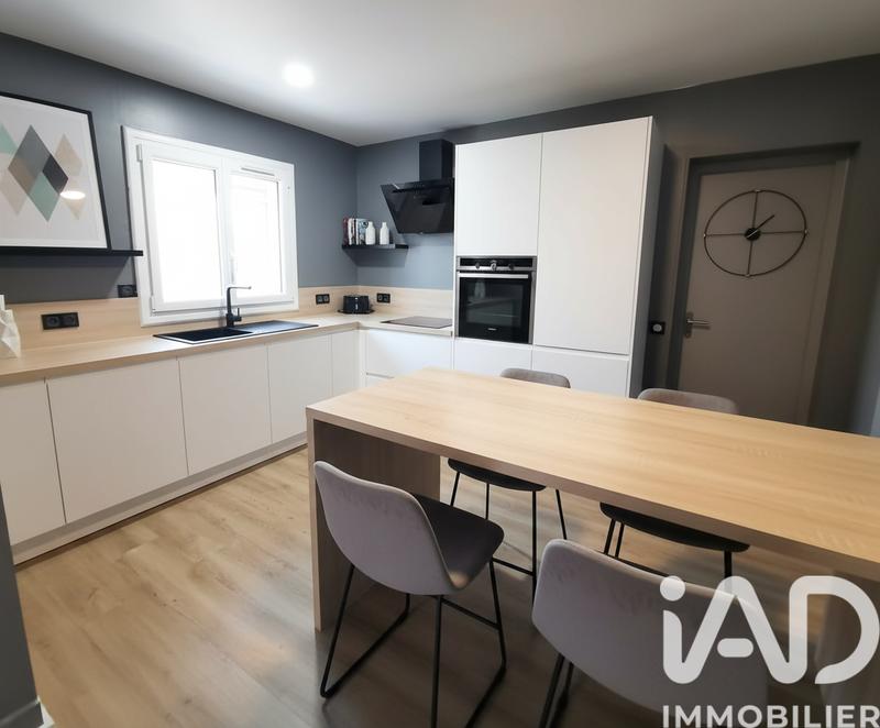 Maison - 152 m² - 6 pièces