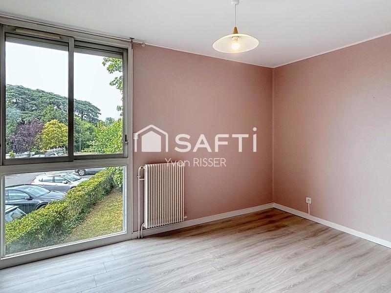 Appartement - 90 m² - 4 pièces