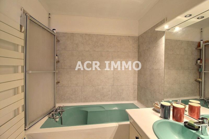 Appartement - 99 m² - 5 pièces