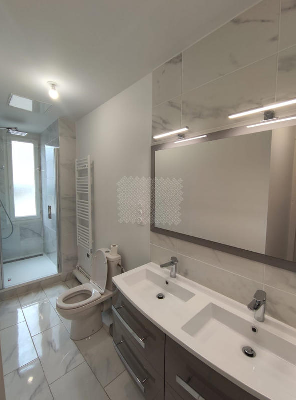 Appartement - 77 m² - 4 pièces