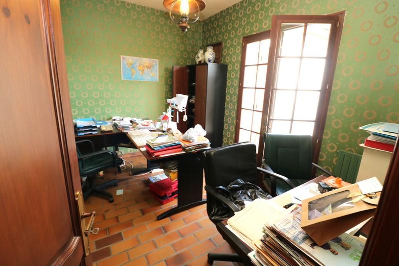 Pavillon - 190 m² - 7 pièces