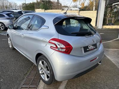 Peugeot 208 1.6l Hdi 90 Cv Allure - Kit Distribution Fait en 2025