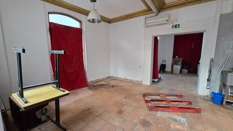 Local commercial - 63 m²