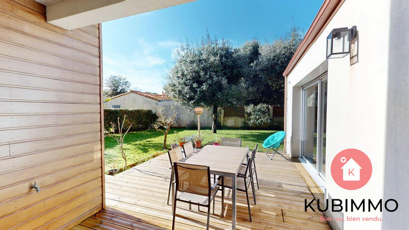 Maison traditionnelle - 175 m² - 8 pièces