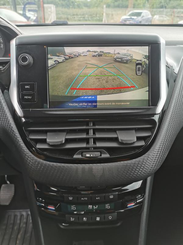 Peugeot 2008 1.2 Ptech 110 ch Signature