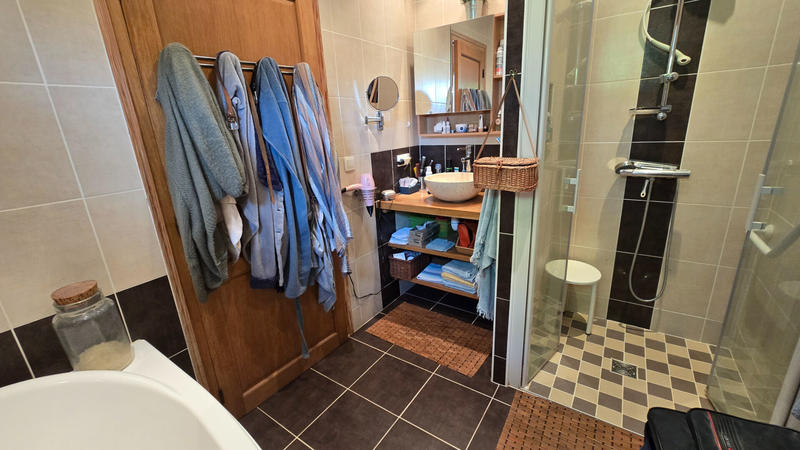 Maison - 146 m² - 6 pièces