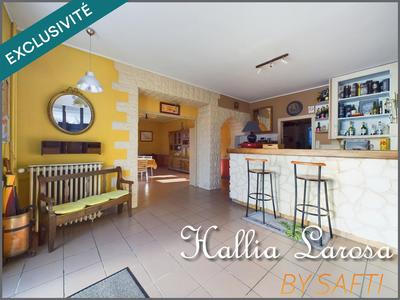 Maison - 245 m² - 8 pièces