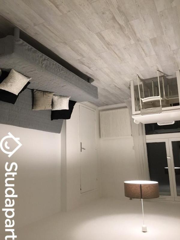 Chambre - 96 m² - 1 pièce