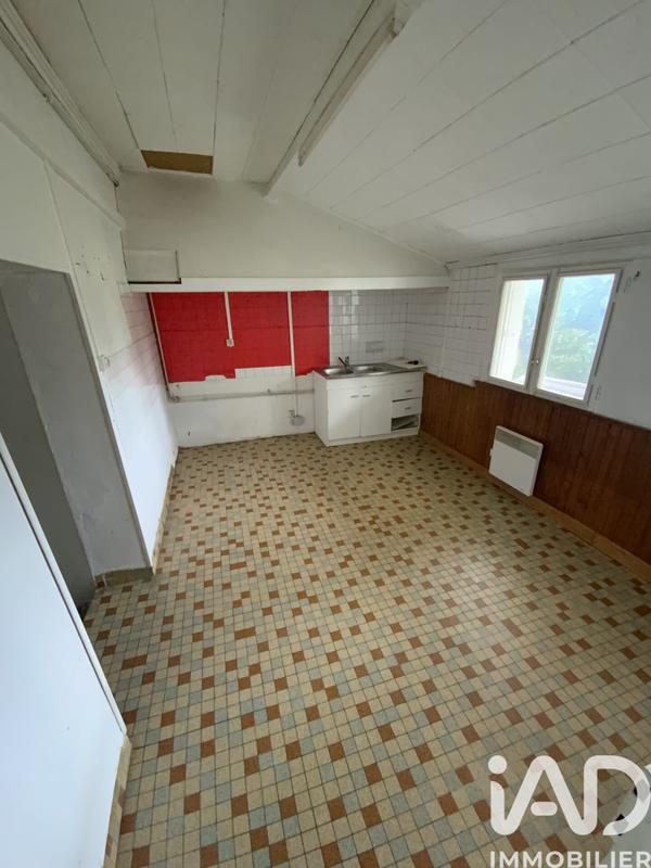 Maison - 84 m² - 4 pièces