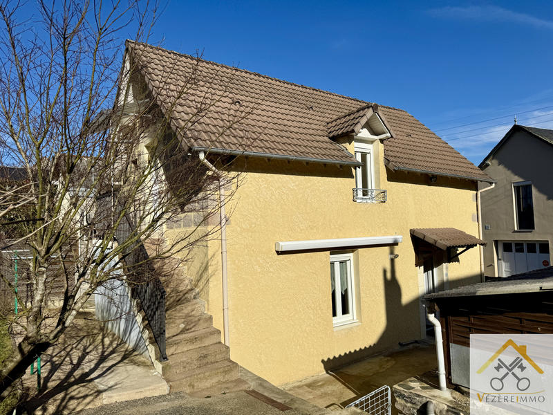 Maison - 87 m² - 5 pièces