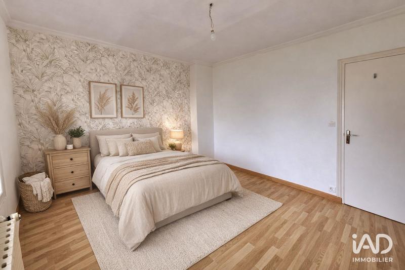 Maison - 135 m² - 8 pièces