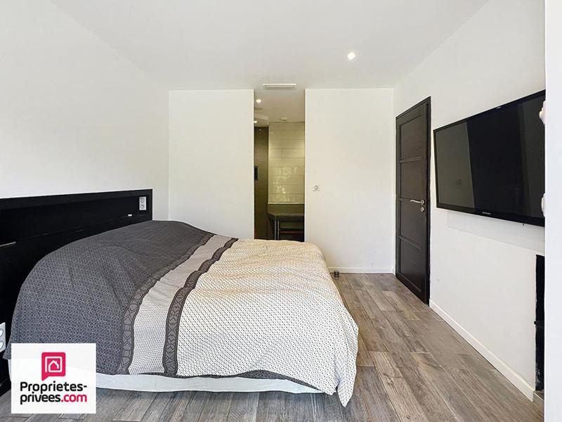 Villa - 200 m² - 7 pièces