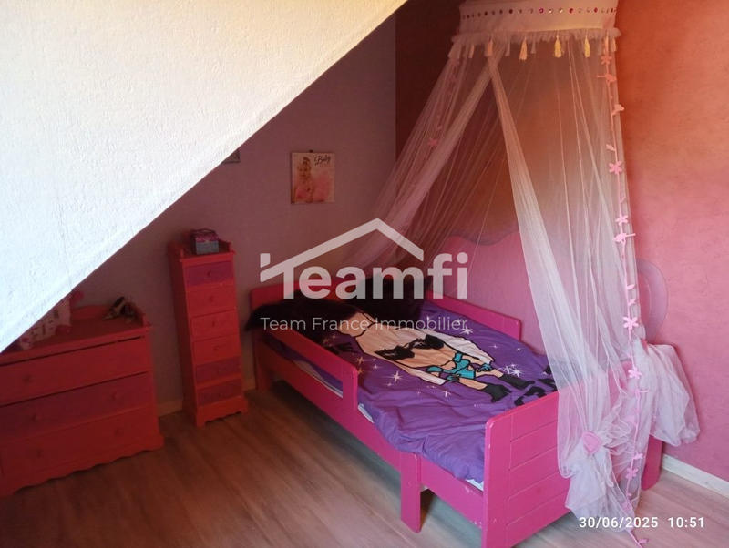 Maison - 121 m² - 6 pièces