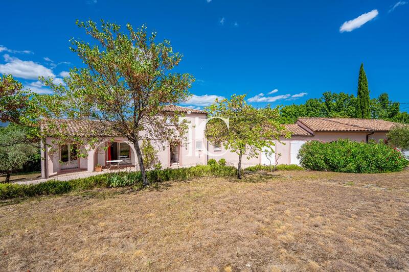 Villa - 146 m² - 7 pièces