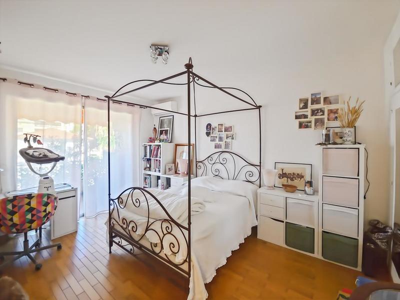 Appartement - 135 m² - 5 pièces