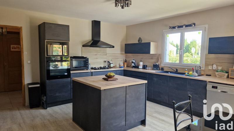 Maison - 140 m² - 5 pièces