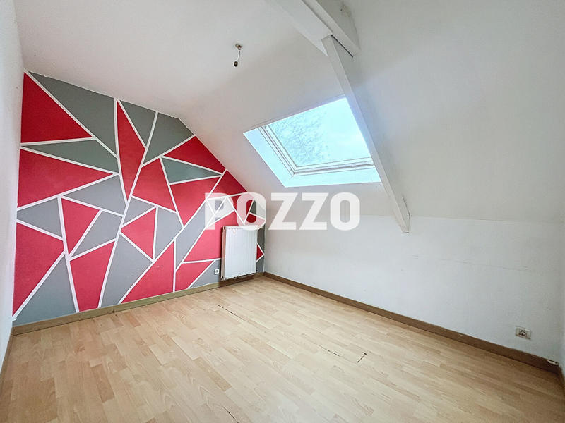 Maison - 95 m² - 5 pièces