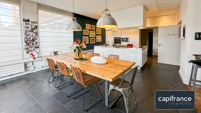 Maison de maîtres - 370 m² - 13 pièces