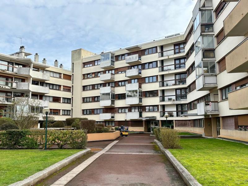 Appartement - 75 m² - 4 pièces