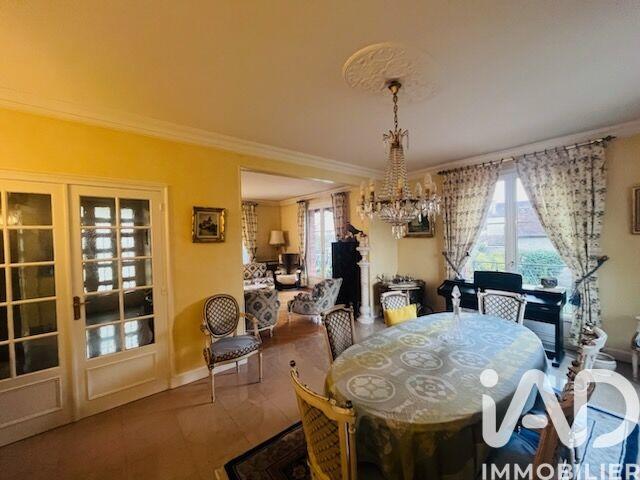 Maison - 160 m² - 7 pièces