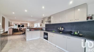 Maison - 96 m² - 3 pièces