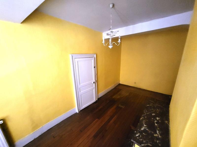 Appartement - 75 m² - 3 pièces