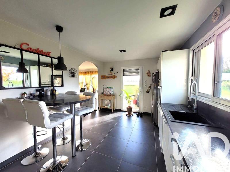 Maison - 135 m² - 5 pièces