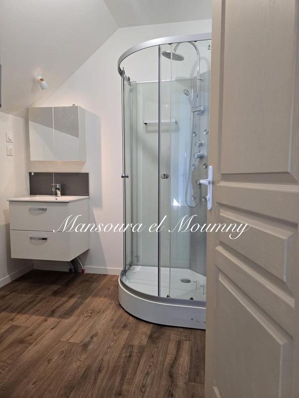 Maison - 209 m² - 8 pièces