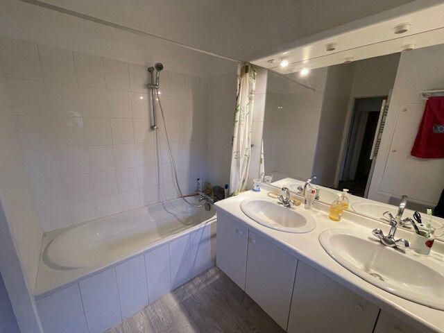 Maison - 158 m² - 6 pièces