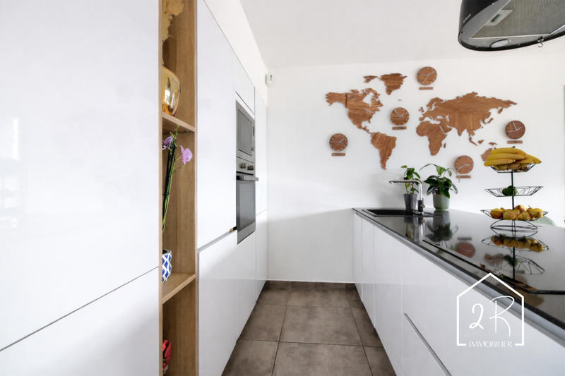 Appartement - 87 m² - 4 pièces