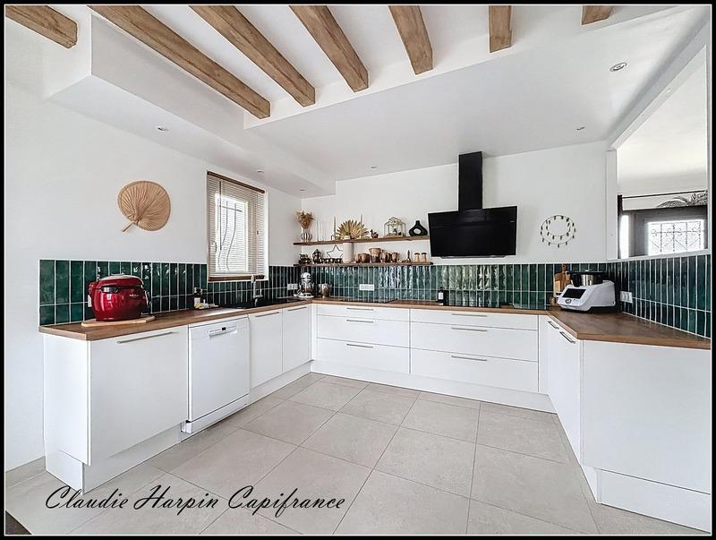 Maison - 180 m² - 6 pièces