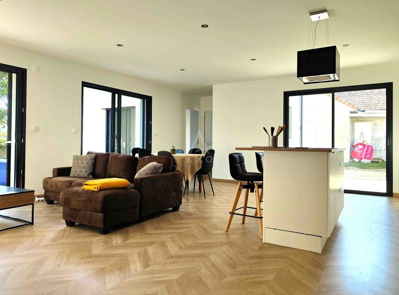 Maison - 108 m² - 5 pièces