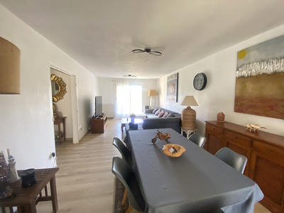 Appartement - 84 m² - 3 pièces