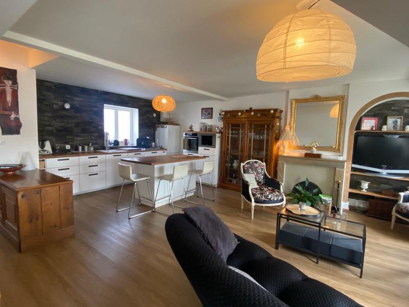 Appartement - 122 m² - 6 pièces