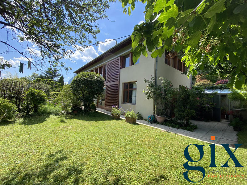 Maison - 170 m² - 7 pièces