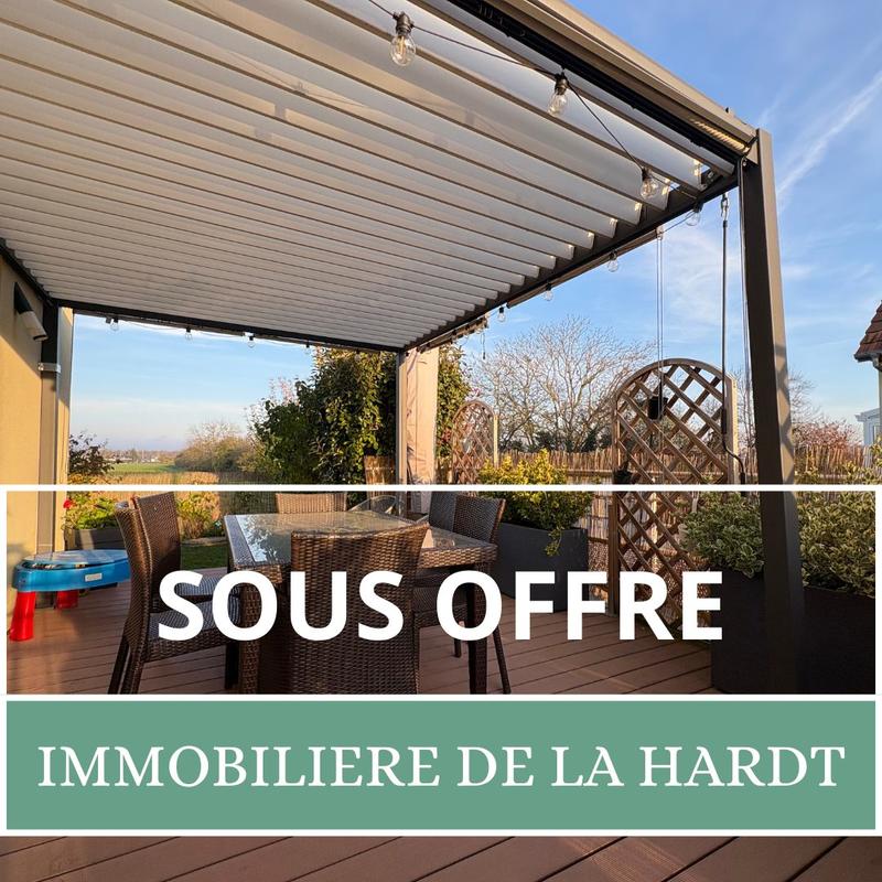 Maison - 98 m² - 4 pièces